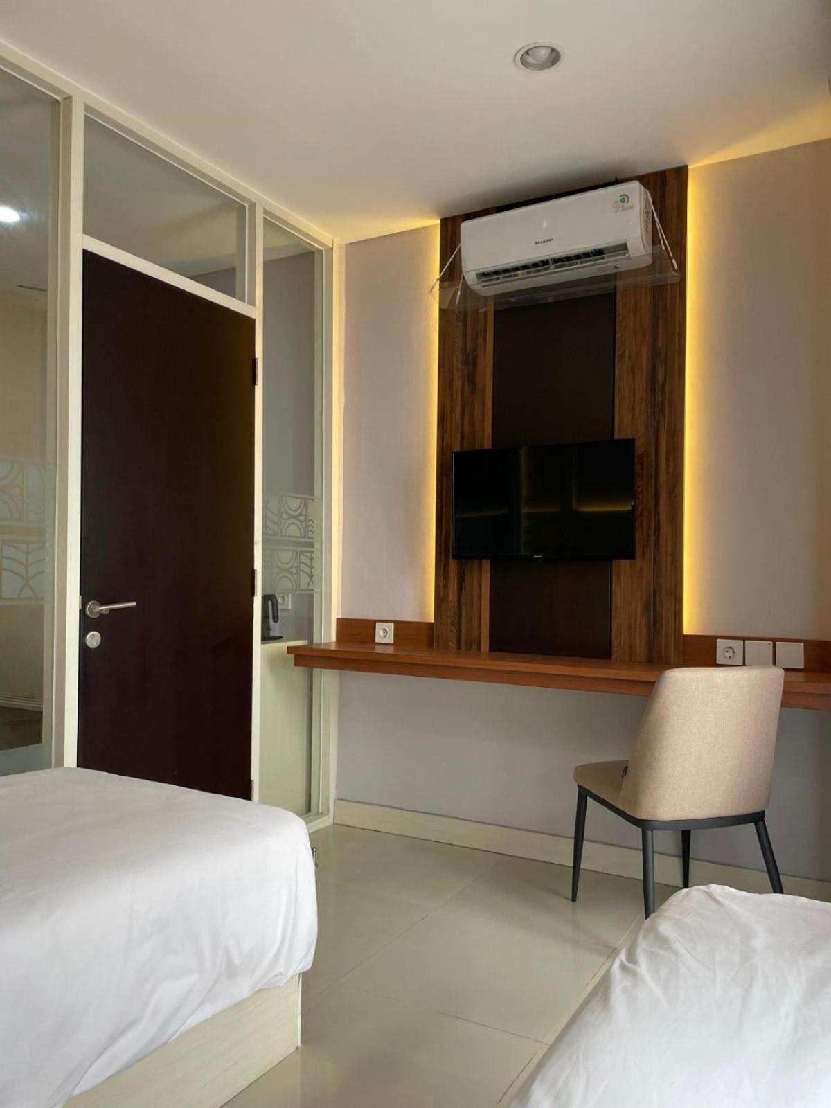Daima Suites Margonda Depok Exterior foto