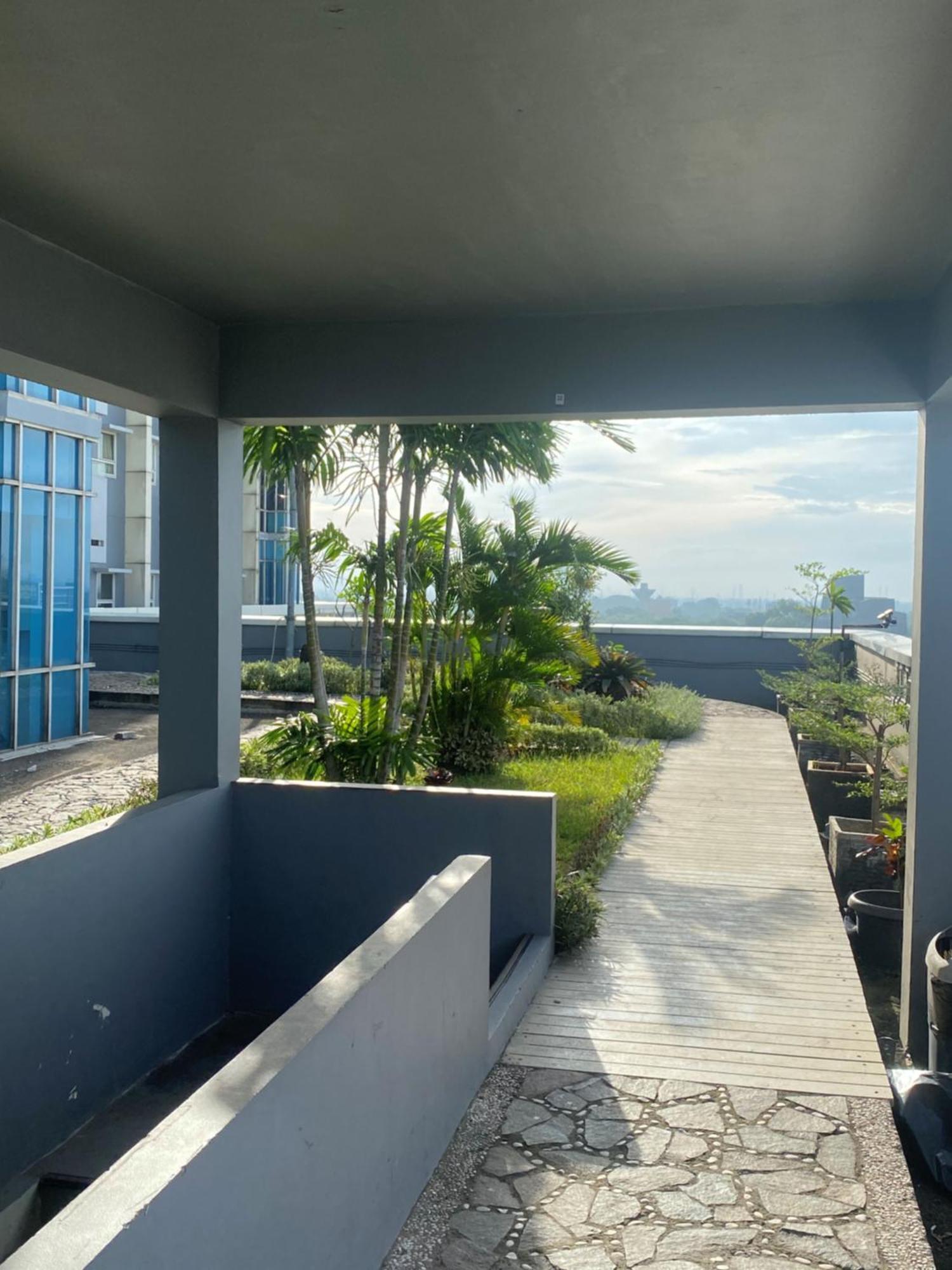Daima Suites Margonda Depok Exterior foto